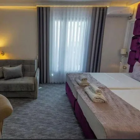 Garni Ideal Hotel 3*