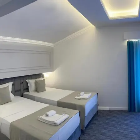 Garni Ideal فندق بودغوريتْسا