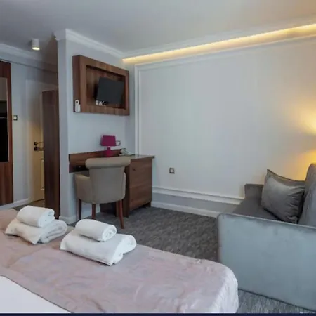 Garni Ideal 3* Podgoriçe