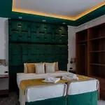 ホテル Garni Ideal 3*