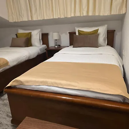 Garni Ideal Ξενοδοχείο