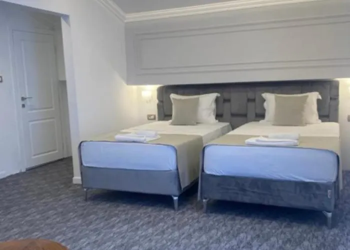 Garni Ideal بودغوريتْسا